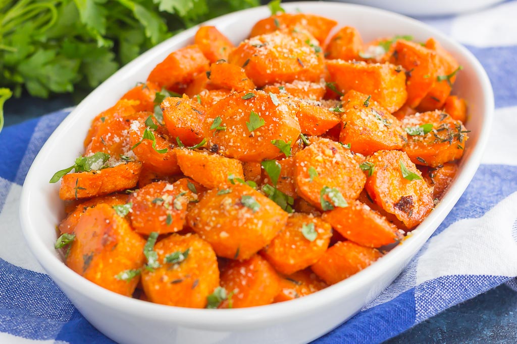 Make Ahead Magic: Easy Honey Roasted Carrots for Any Occasion